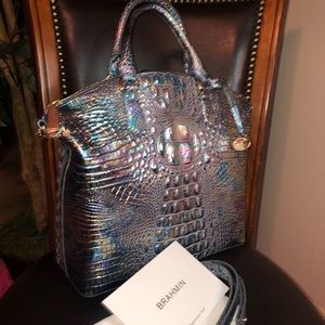 Brahmin LG Duxbury Mother Of Pearl